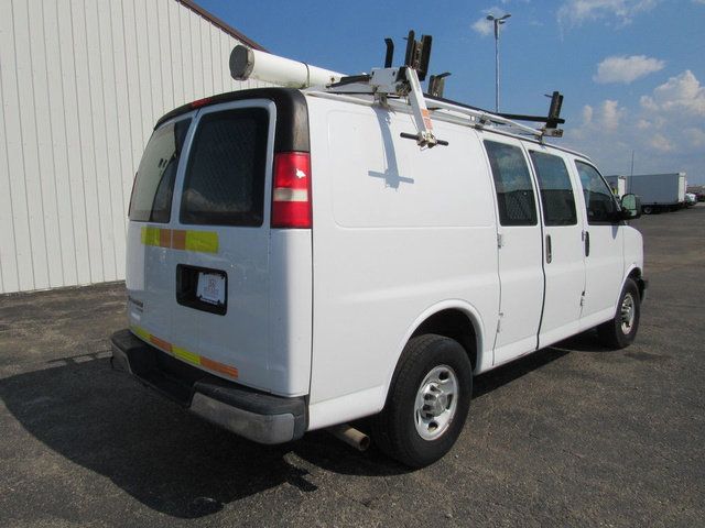 Used 2014 Chevrolet Express 2500 RWD image 3