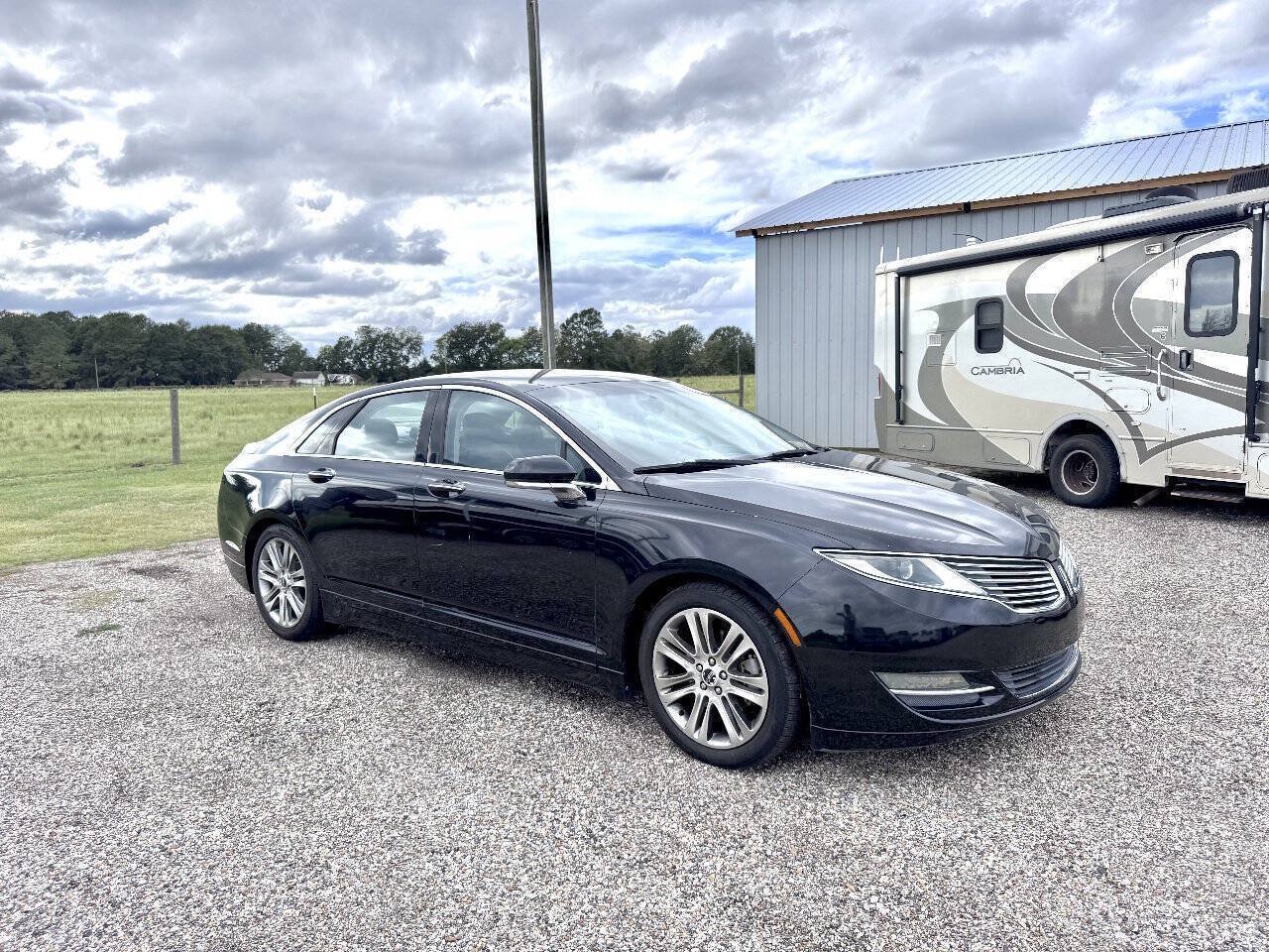 Used 2014 Lincoln MKZ FWD image 7