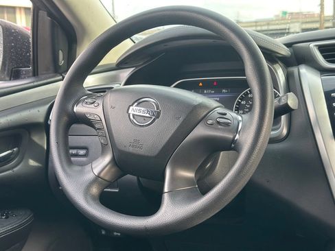 Used 2021 Nissan Murano S FWD image 18