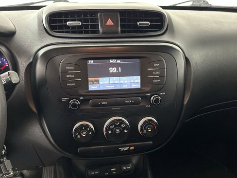 Used 2019 Kia Soul FWD image 21