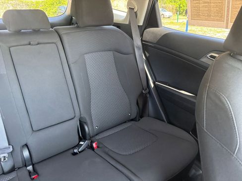Used 2025 Kia Sportage LX FWD image 37