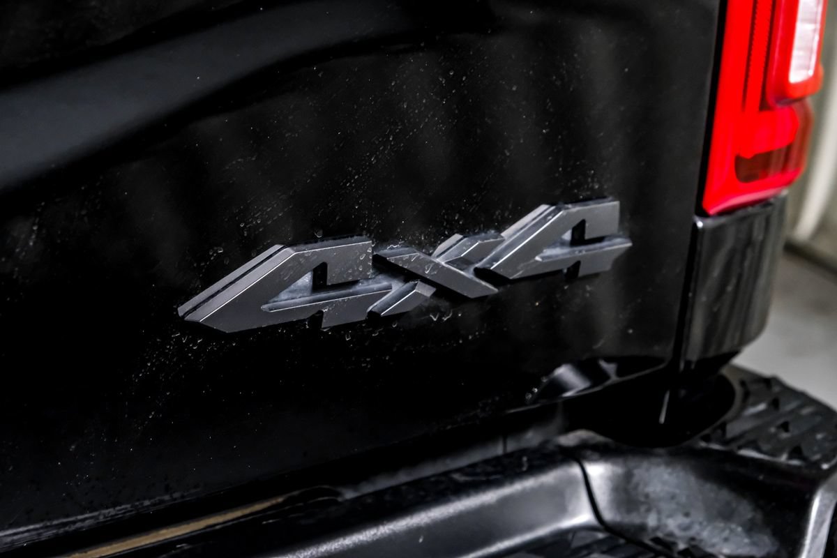 Used 2025 RAM 3500 Laramie AWD/4WD image 46