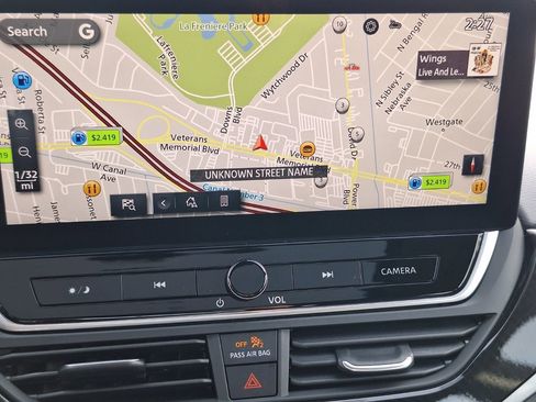 Used 2024 Nissan Altima 2.5 SR w/ SR Premium Package image 15