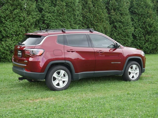 Used 2022 Jeep Compass Latitude AWD/4WD image 9