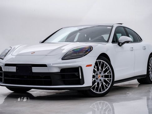 Certified 2025 Porsche Panamera 4 image 1