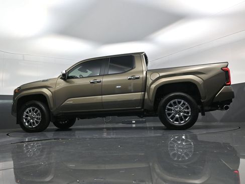 Used 2026 Toyota Tacoma 4x4 Double Cab Hybrid image 19