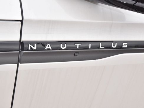 New 2026 Lincoln Nautilus Reserve w/ Jet Appearance Package AWD/4WD image 70