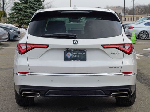 Used 2024 Acura MDX SH-AWD w/ Technology Package image 6