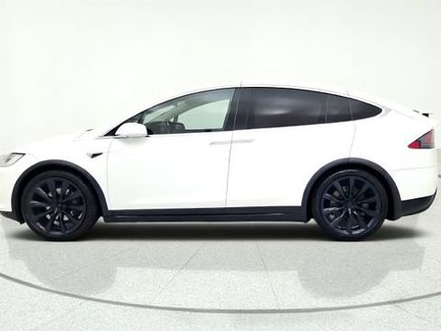 Used 2018 Tesla Model X 75D AWD/4WD image 5