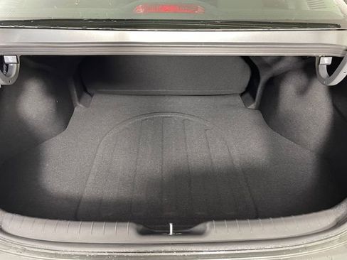 New 2026 Hyundai Elantra Hybrid FWD image 15