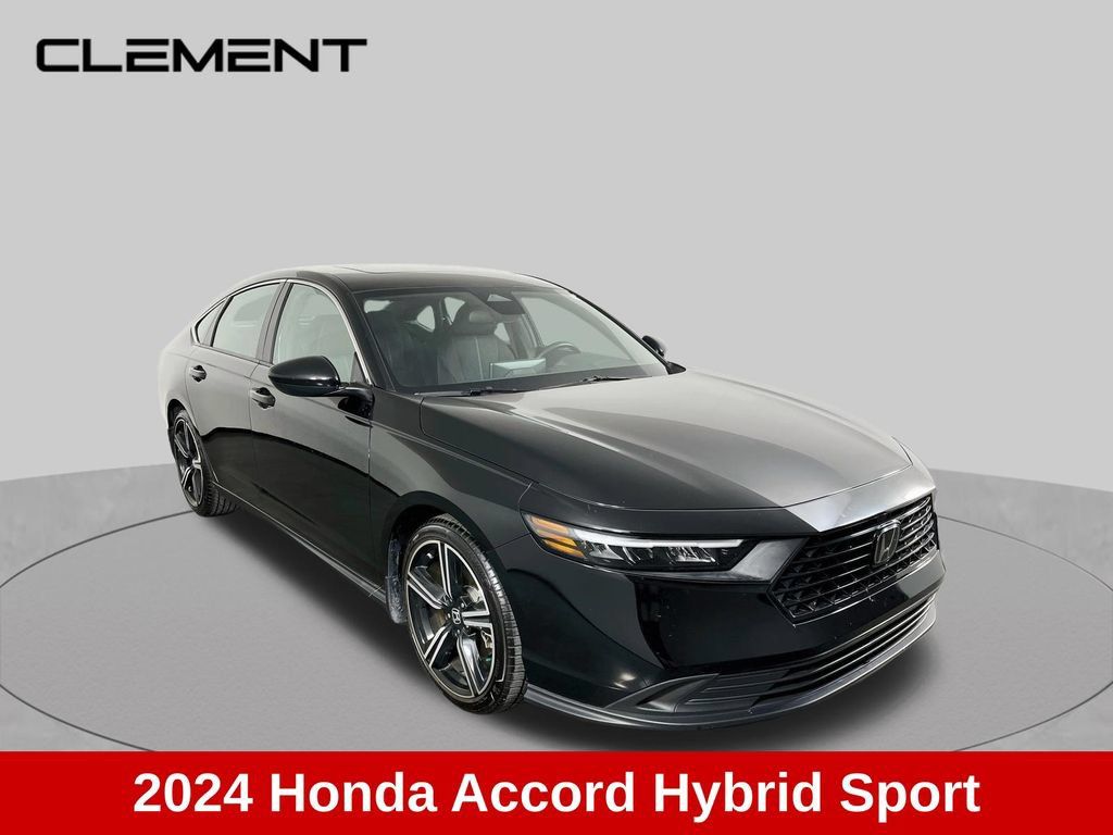 Used 2024 Honda Accord Sport image 3
