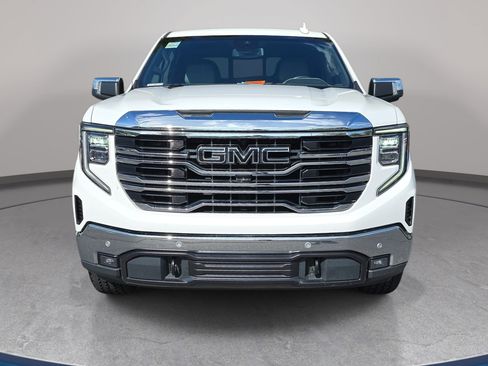 Used 2023 GMC Sierra 1500 SLT w/ SLT Premium Plus Package AWD/4WD image 2
