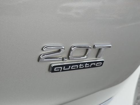 Used 2016 Audi Q5 2.0T Premium Plus w/ Technology Package image 14