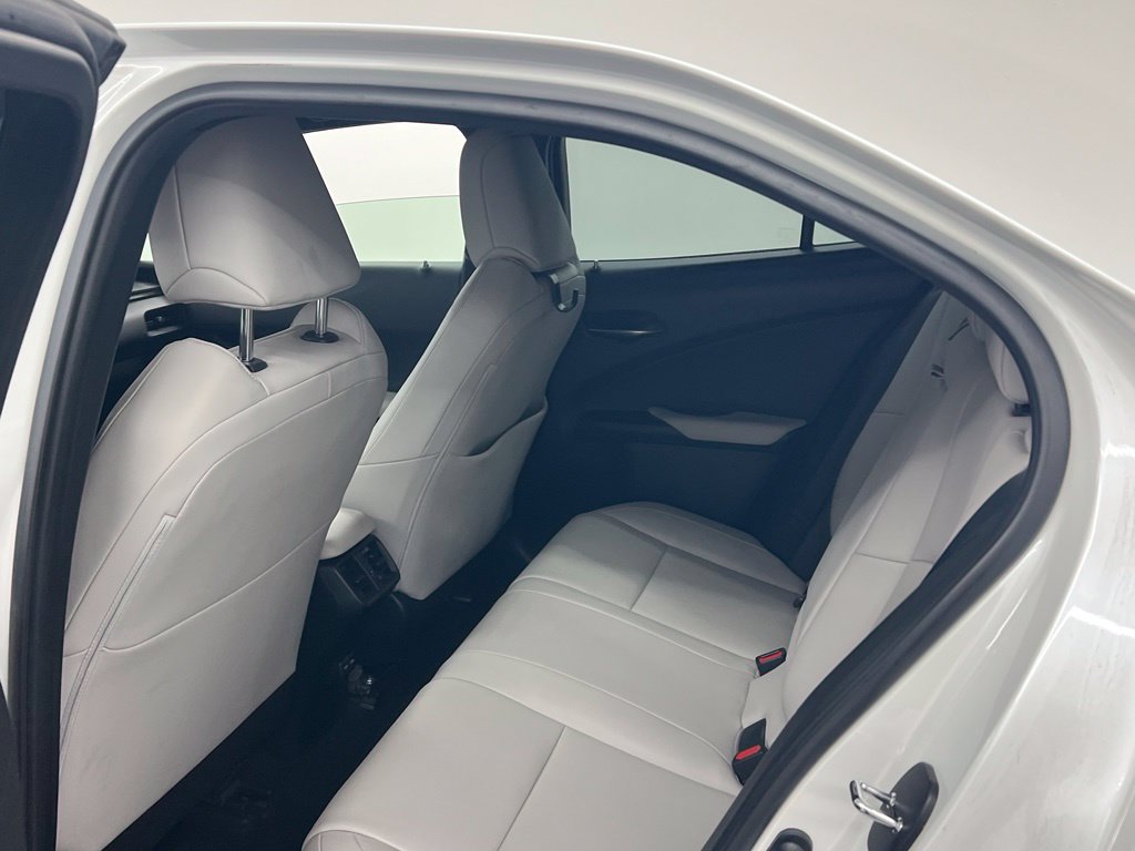 Used 2021 Lexus UX 250h w/ Accessory Package (Z1) AWD/4WD image 11