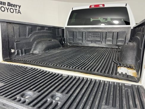 Used 2021 RAM 2500 Big Horn image 18