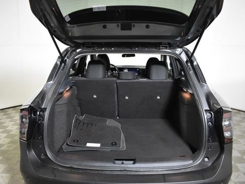 Certified 2025 Nissan Kicks SV AWD/4WD image 26