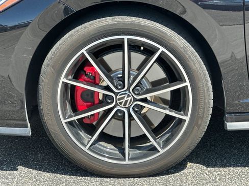 Used 2025 Volkswagen Jetta GLI Autobahn FWD image 35