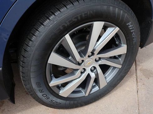 Certified 2024 Chevrolet Equinox Premier w/ LPO, Floor Liner Package AWD/4WD image 40