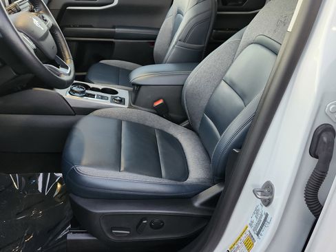 Used 2023 Ford Bronco Sport Outer Banks w/ Tech Package image 23