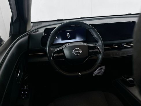 Used 2023 Nissan Ariya FWD image 18