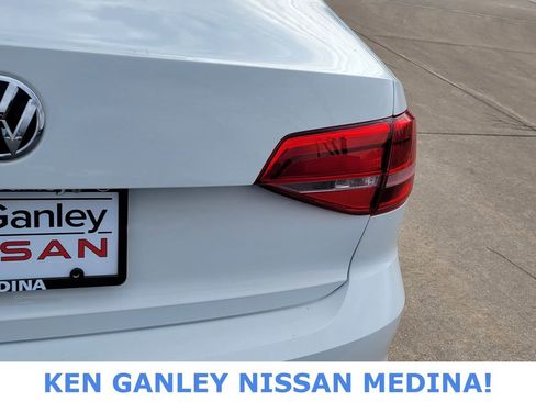 Used 2015 Volkswagen Jetta S w/ Welcome Package image 15