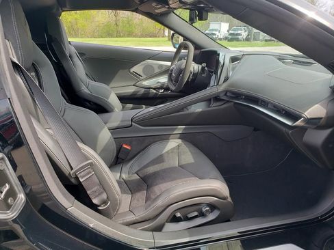 New 2026 Chevrolet Corvette Stingray Preferred Cpe w/ Z51 Performance Package RWD image 17