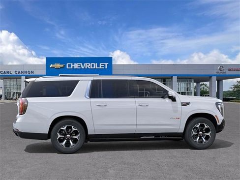 New 2025 GMC Yukon XL AT4 Ultimate image 5