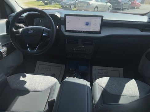 New 2025 Ford Maverick XLT w/ XLT Luxury Package image 10