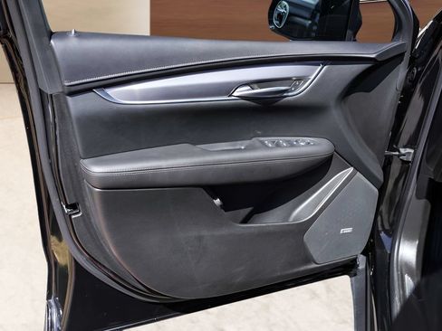 Used 2024 Cadillac XT5 Luxury FWD image 24