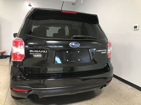 Used 2014 Subaru Forester 2.5i Touring w/ Popular Package #1 AWD/4WD image 4