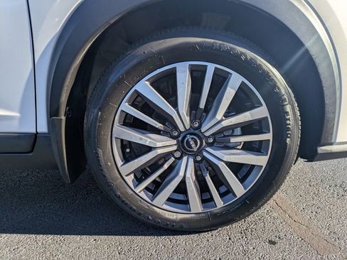 Used 2022 Nissan Kicks SV w/ Interior Electronics Package image 11