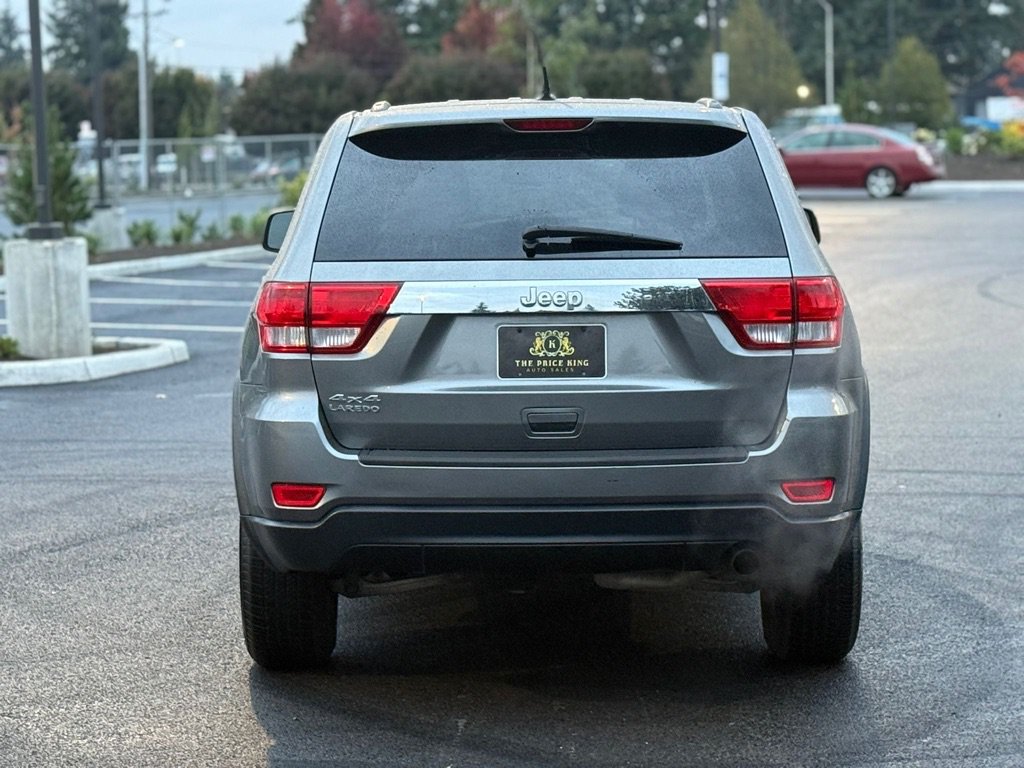 Used 2012 Jeep Grand Cherokee Laredo AWD/4WD image 8
