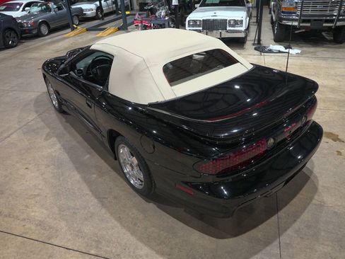 Used 2001 Pontiac Firebird Trans Am RWD image 32