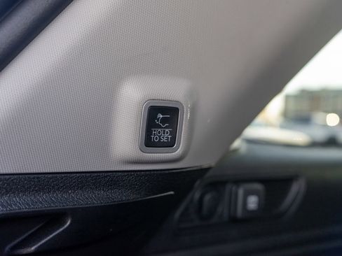 Used 2022 Jeep Grand Cherokee Limited 4xe w/ Luxury Tech Group II image 11