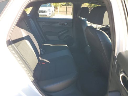 Used 2022 Honda Civic Sport image 12