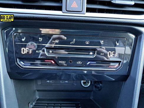 New 2025 Volkswagen Taos SEL AWD/4WD image 27