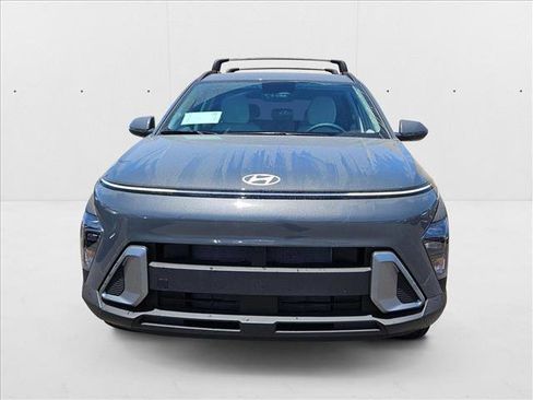 New 2025 Hyundai Kona SEL image 3