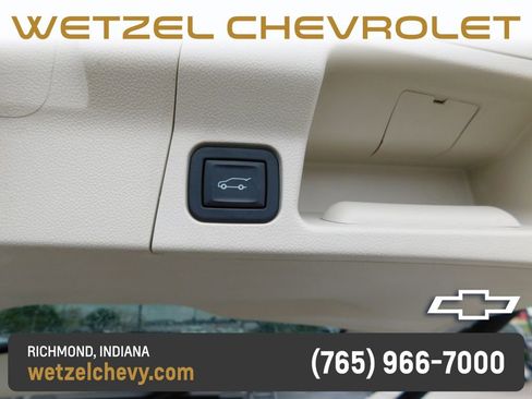 Used 2023 GMC Acadia Denali w/ Denali Technology Package AWD/4WD image 24