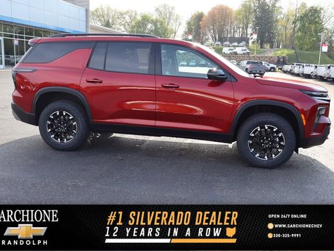 New 2026 Chevrolet Traverse Z71 w/ Driver Confidence Package AWD/4WD image 1