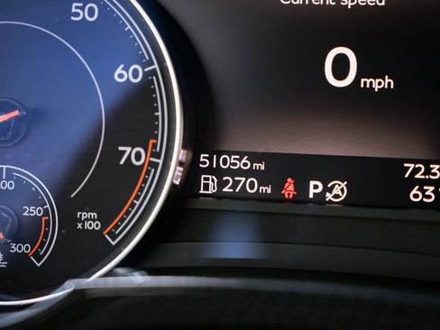 Used 2019 Bentley Bentayga image 15