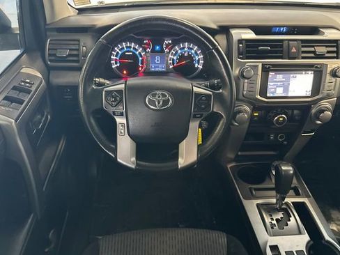 Used 2014 Toyota 4Runner SR5 image 16