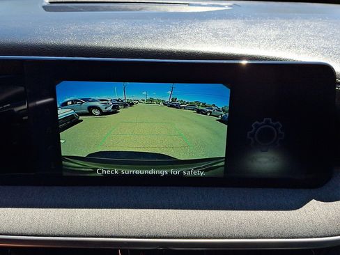 Used 2025 Nissan Kicks SV FWD image 17
