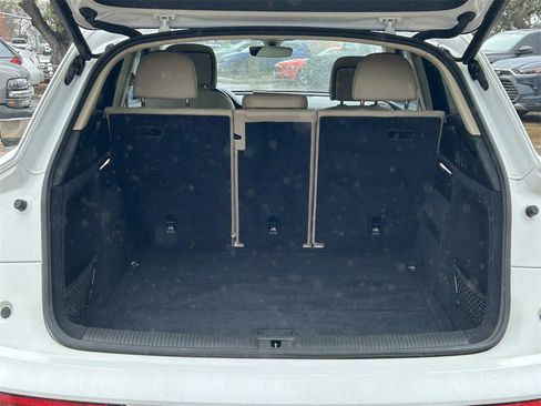 Used 2018 Audi Q5 2.0T Premium image 15