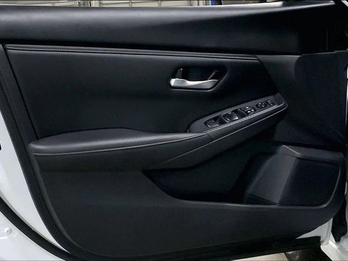 Used 2024 Nissan Sentra SV image 20