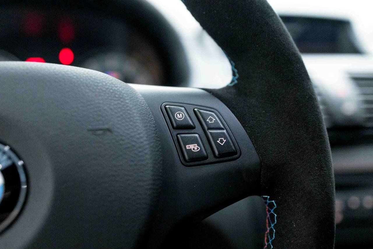 Used 2011 BMW 1 Series M RWD image 43