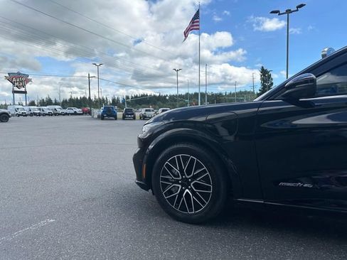 Used 2024 Ford Mustang Mach-E Premium AWD/4WD image 26