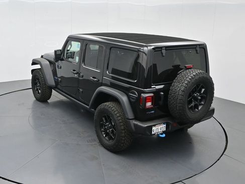 Used 2024 Jeep Wrangler Unlimited image 57