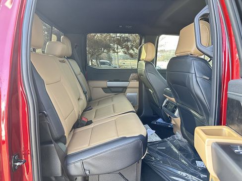 New 2026 Ford F250 Lariat w/ Lariat Premium Package AWD/4WD image 12