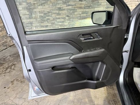 Used 2024 GMC Canyon Elevation w/ Convenience Package image 11