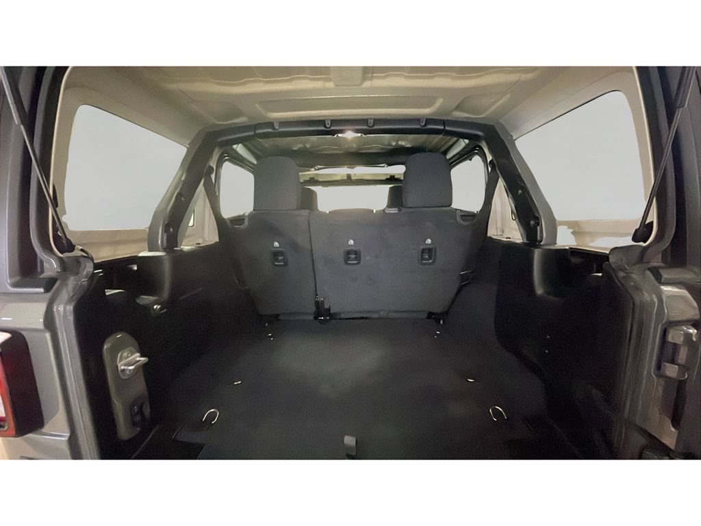 Used 2022 Jeep Wrangler Unlimited Sport AWD/4WD image 15